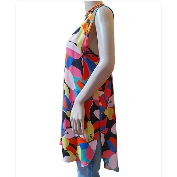 Spense High/Low Button Down Bright Floral Sleeveless Top - Picture 2 of 8